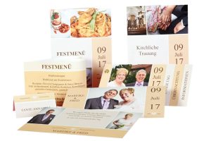 Symbolfoto Einladungskarten und Tischdekoration